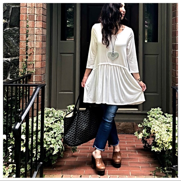 ✨LAST ONE ✨white loose fit ruffled hem tunic top - Picture 7 of 8